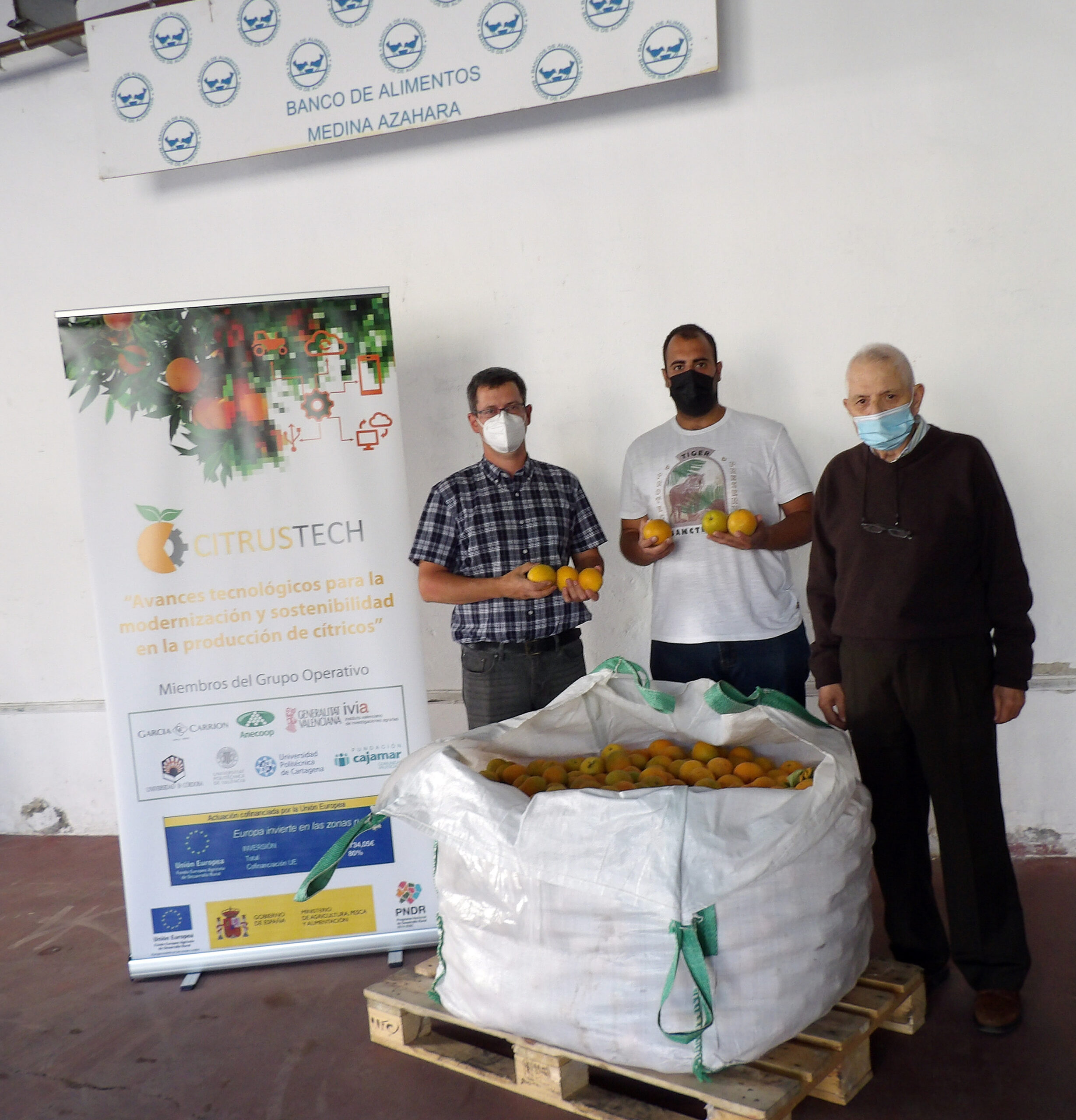 Proyecto CITRUSTECH entrega las naranjas recogidas en las actividades de divulgación al Banco de Alimentos de Córdoba